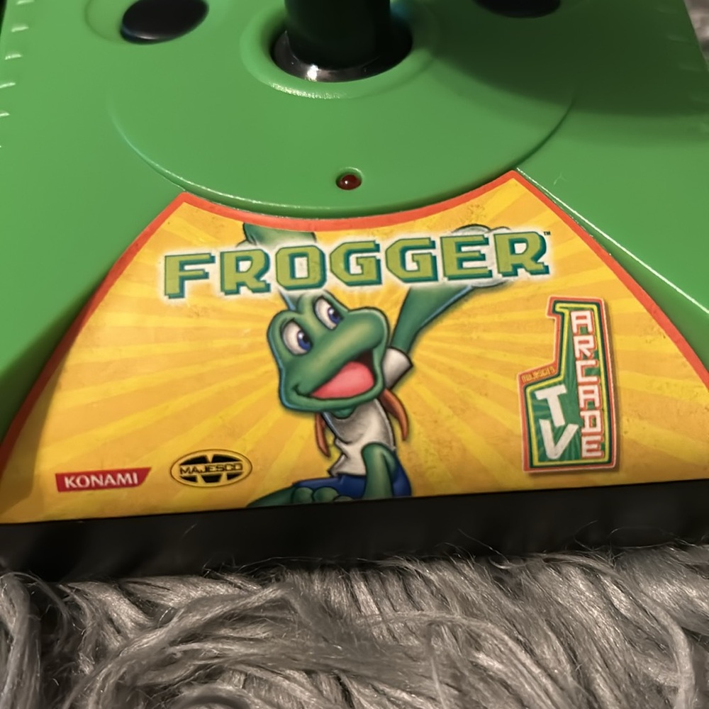 VTG 2004 Konami Classic FROGGER Plug N Play TV Handheld Arcade Video GUC Tested - Picture 6 of 16